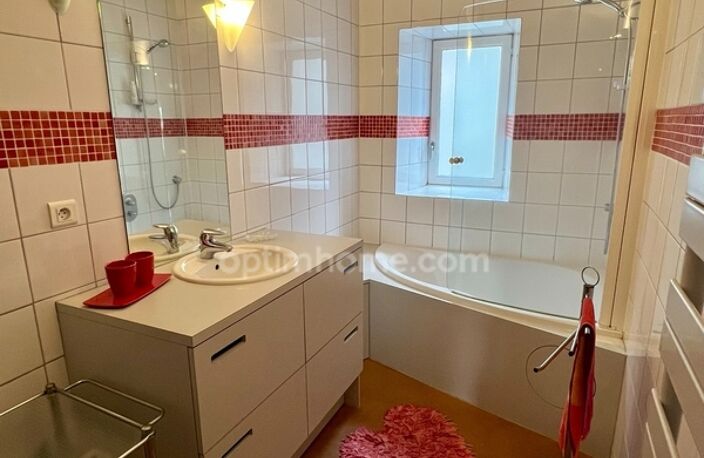 Maison à vendre 10 pièces MORTAGNE SUR SEVRE (85) — photo 4