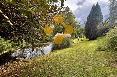 Terrain  580000 €