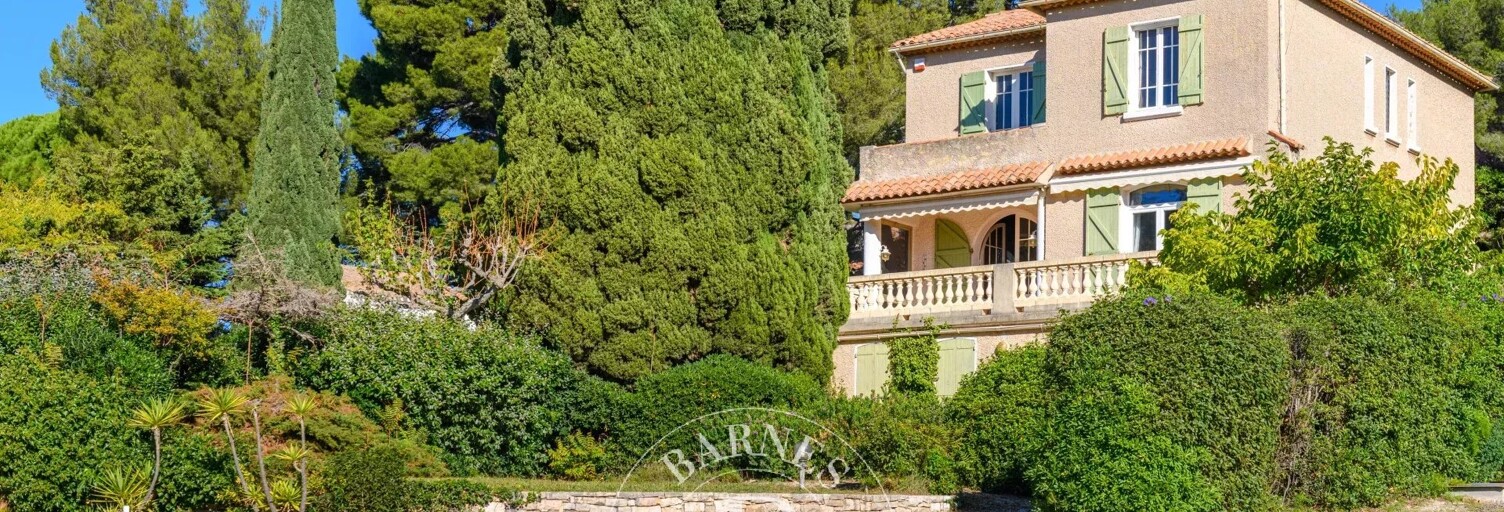 Maison 8 Pièces 279 m² à vendre à Cassis (13260)