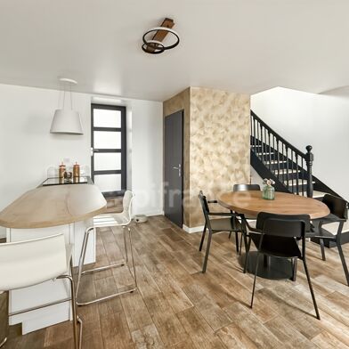 Maison 7 pièces 412527 €