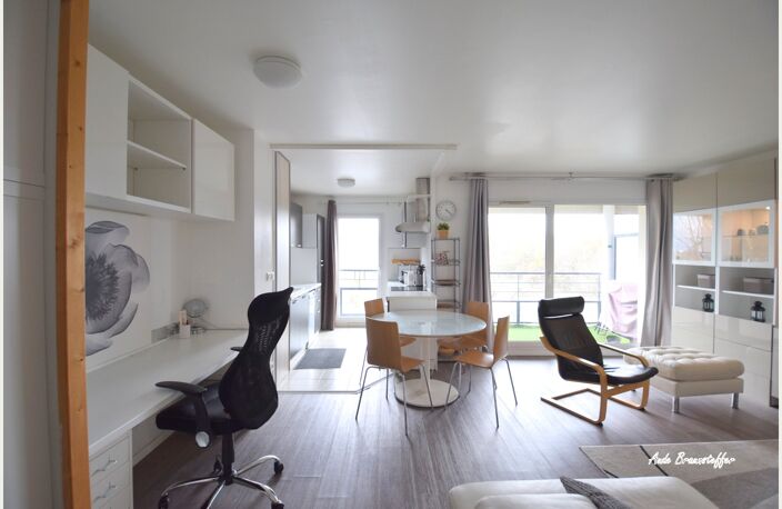 Appartement à vendre 3 pièces CERGY (95) avec cave et parking — photo 3
