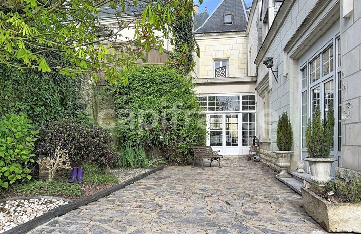 Maison d'exception, au coeur de Langeais 420 m², 8 chambres — photo 2