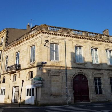 Appartement 4 pièces 2080 €