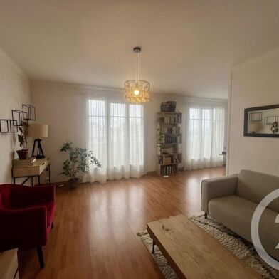 Appartement 3 pièces 1100 €