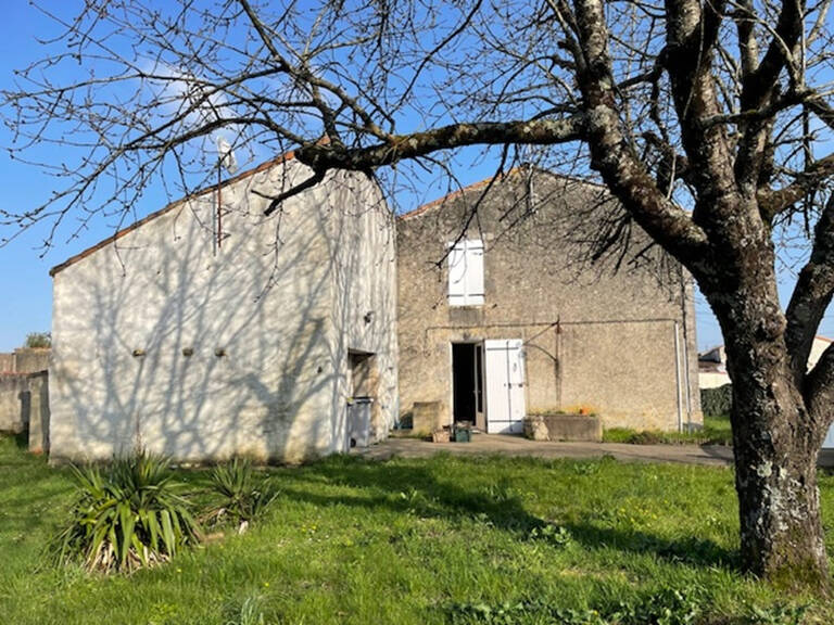 Maison à rénover avec beau potentiel - 105 m² - Proche La Rochelle — photo 1
