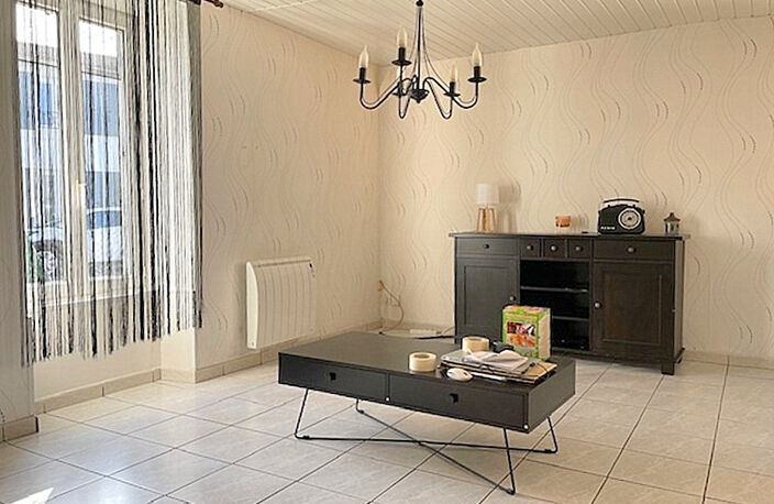 Maison à rénover avec beau potentiel - 105 m² - Proche La Rochelle — photo 2