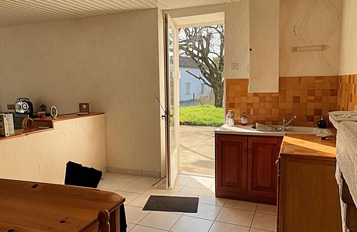 Maison à rénover avec beau potentiel - 105 m² - Proche La Rochelle — photo 4