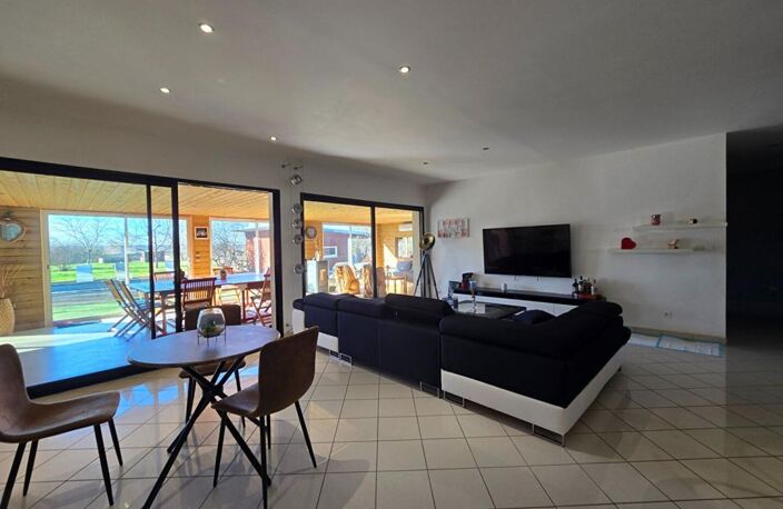 Propriété Mariol 11 pièce(s) 340 m2 — photo 4