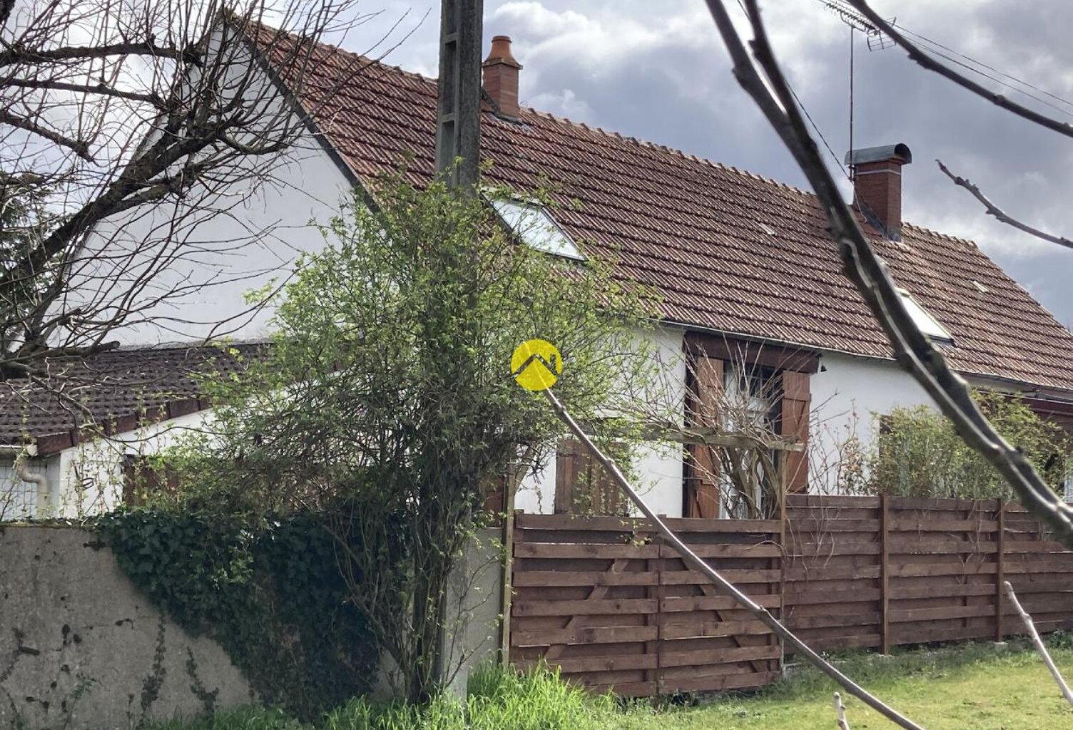 LONGERE ATYPIQUE 5 PIECES ET 1 HA — photo 1
