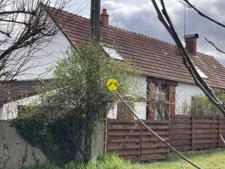LONGERE ATYPIQUE 5 PIECES ET 1 HA — photo 1