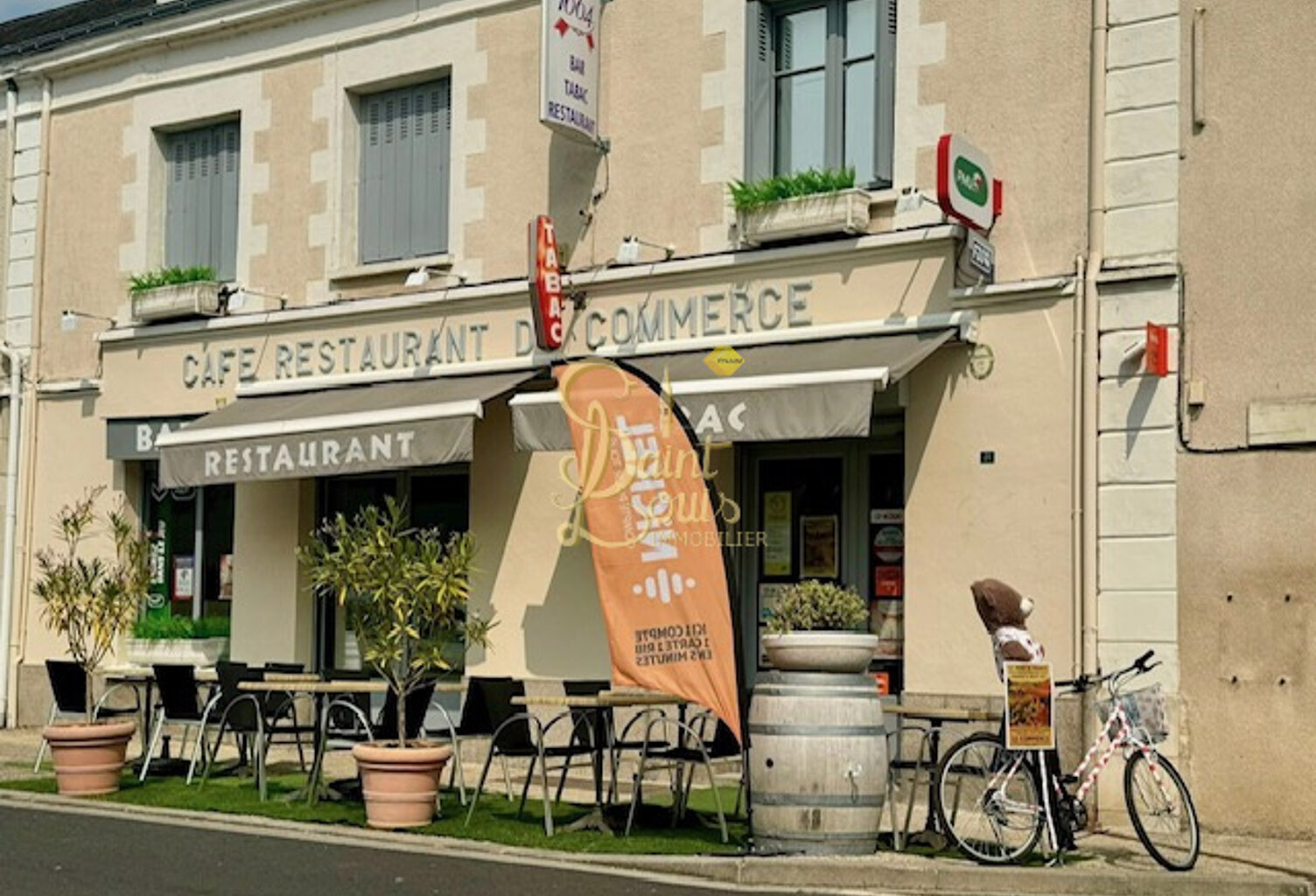 IMMEUBLE AVEC PIED COMMERCIAL RESTAURANT, APPARTEMENT T3 ET — photo 1