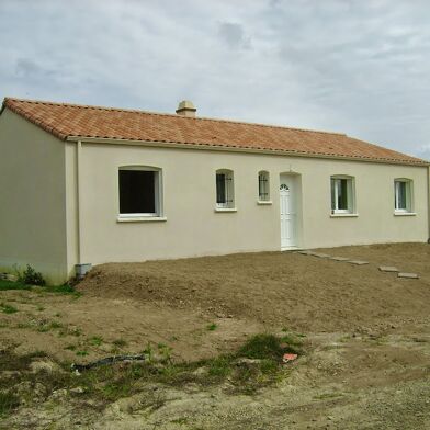 Maison 3 pièces 695 €