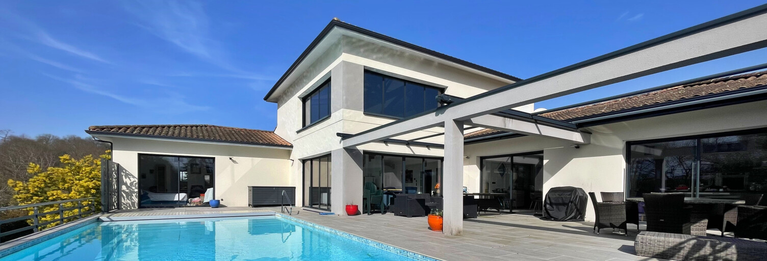 Maison 5 Pièces 271 m² à vendre à Quinsac (33360)