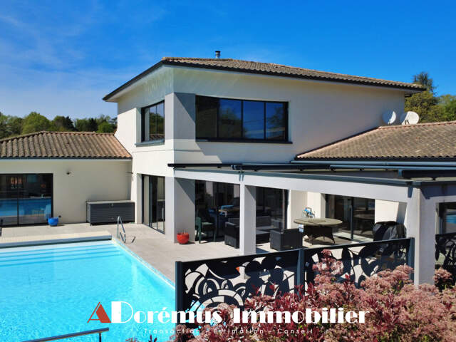 Villa contemporaine de prestige avec piscine chauffée et par — photo du bien