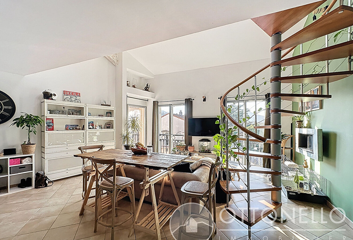 Appartement Duplex Roquebrune-sur-Argens 3 pièces 75,51 m2 avec balcon — photo 1