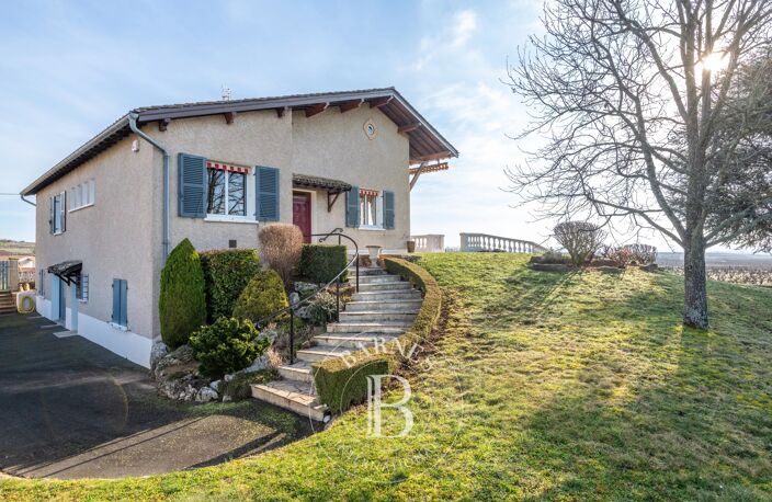 Lancié - Maison de 158m² environ - 3 chambres - Piscine - Jardin de 1843m² — photo 2