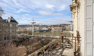 Appartement 6 Pièces 199 m² à vendre à Lyon 7 (69007)