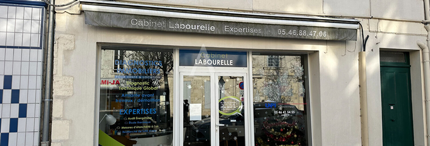 Commerce  80 m² à louer à Rochefort (17300)