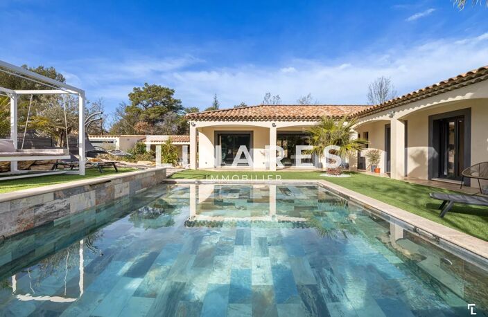LA SAINTE BEAUME - Villa T6 162m2 - Piscine - Terrain 1200m2 - 8 — photo 3
