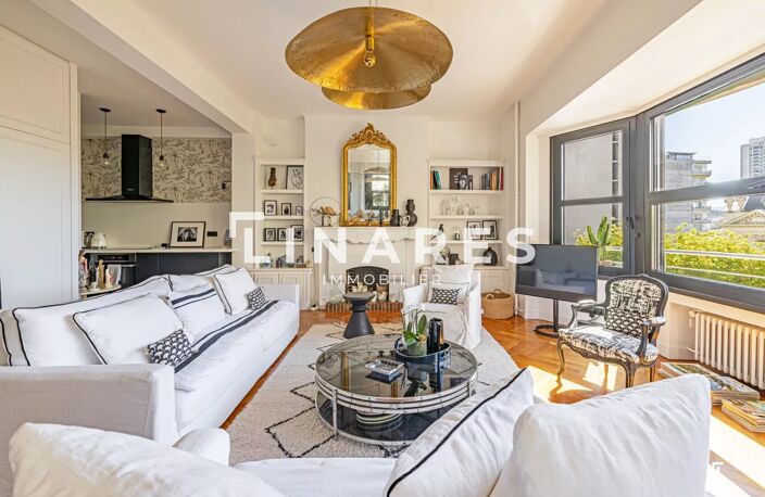 VUE PARISIENNE - Appartement T4 de 114m2 - 13008 Carré d'or — photo 2