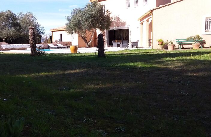 PROPRIETE DE DEUX VILLAS INDIVIDUELLES — photo 4