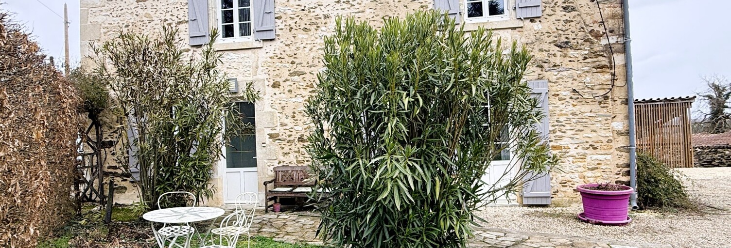 Maison 7 Pièces 200 m² à vendre à La Caillère-Saint-Hilaire (85410)