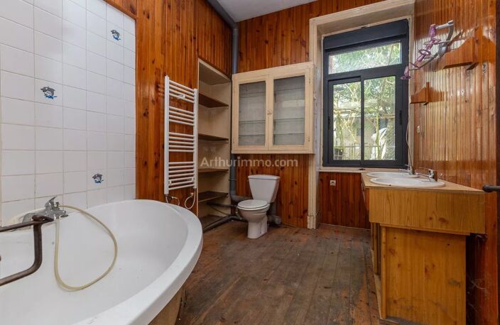 Maison à rénover - Centre Corbelin — photo 3