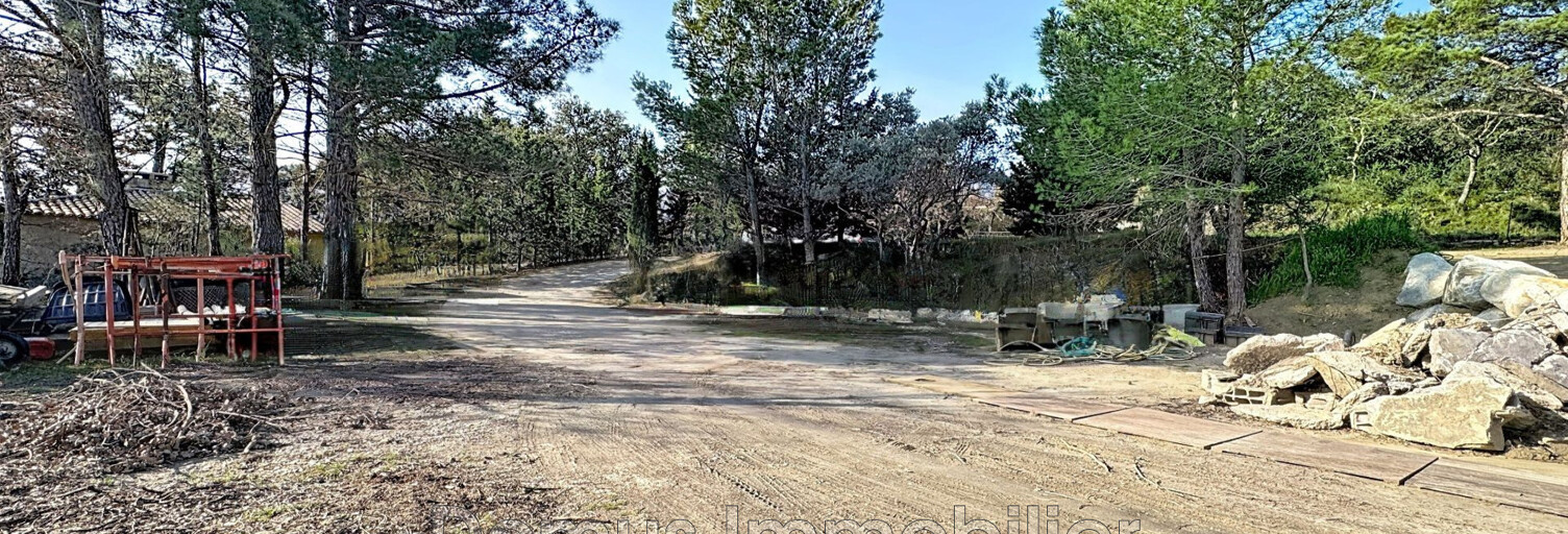 Terrain  1037 m² à vendre à Caumont-sur-Durance (84510)