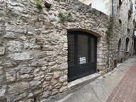 Local rue central Peille village — photo 2