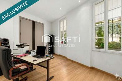 Commerce 2 pièces 472500 €