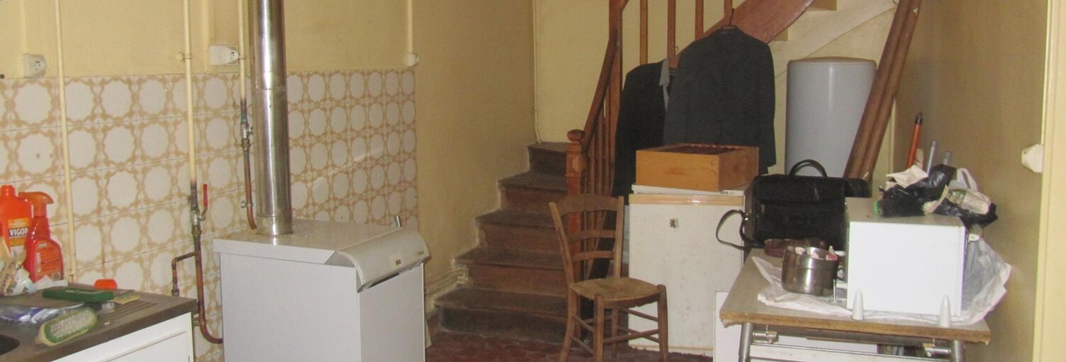 Maison 7 Pièces 140 m² à vendre à Ris (63290)