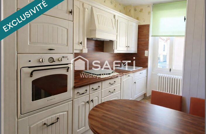 Maison de ville à Châteauroux (36000)  161 m²  — photo 2