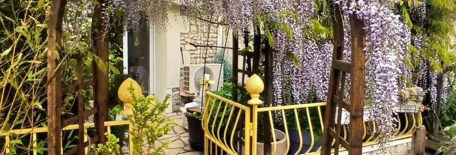 Maison 4 Pièces 113 m² à vendre à Sainte-Radegonde (17250)