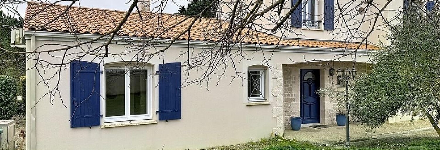 Maison 8 Pièces 179 m² à vendre à Bords (17430)