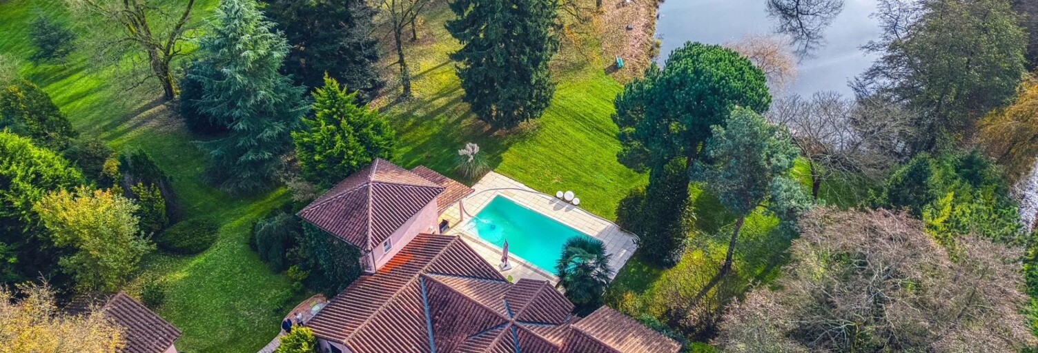 Maison 6 Pièces 213 m² à vendre à Montagnat (01250)