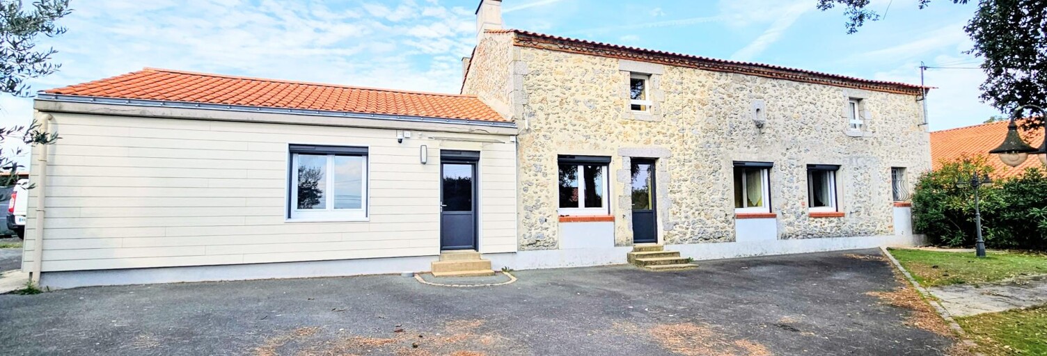 Maison 7 Pièces 225 m² à vendre à Saint-Avaugourd-des-Landes (85540)