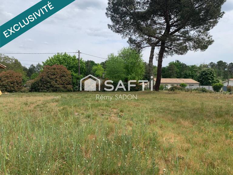 Terrain borné, libre de constructeur de 776 m2 — photo 1