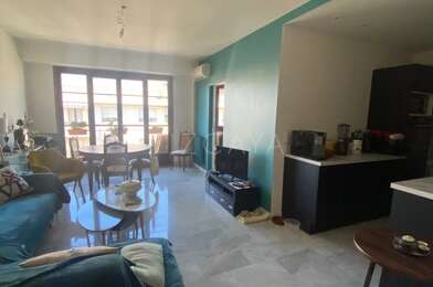 Appartement 3 pièces 1385 €