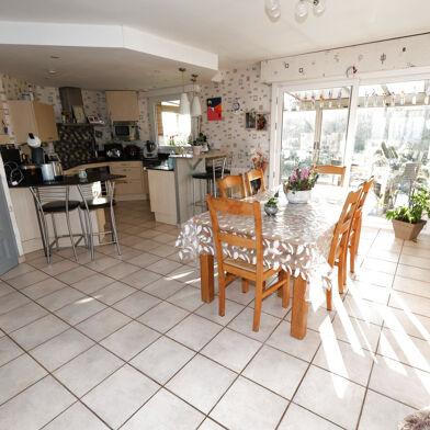 Maison 6 pièces 321500 €