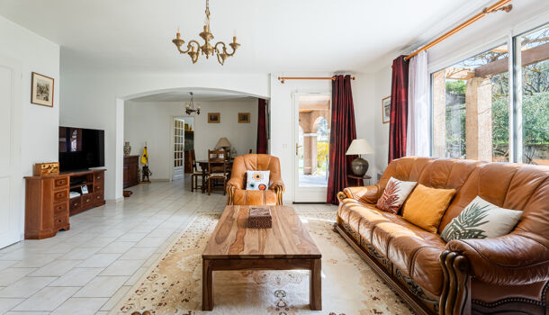 Villa / Maison 5 pièces  à vendre Destrousse (La) 13112