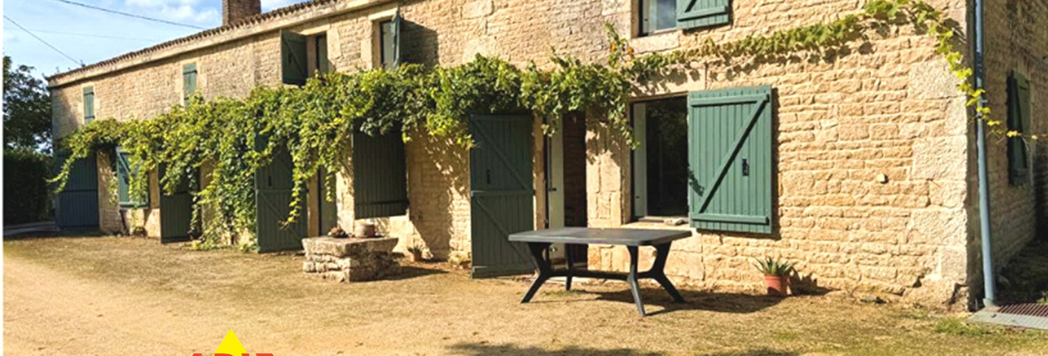 Maison 12 Pièces 288 m² à vendre à Coulon (79510)