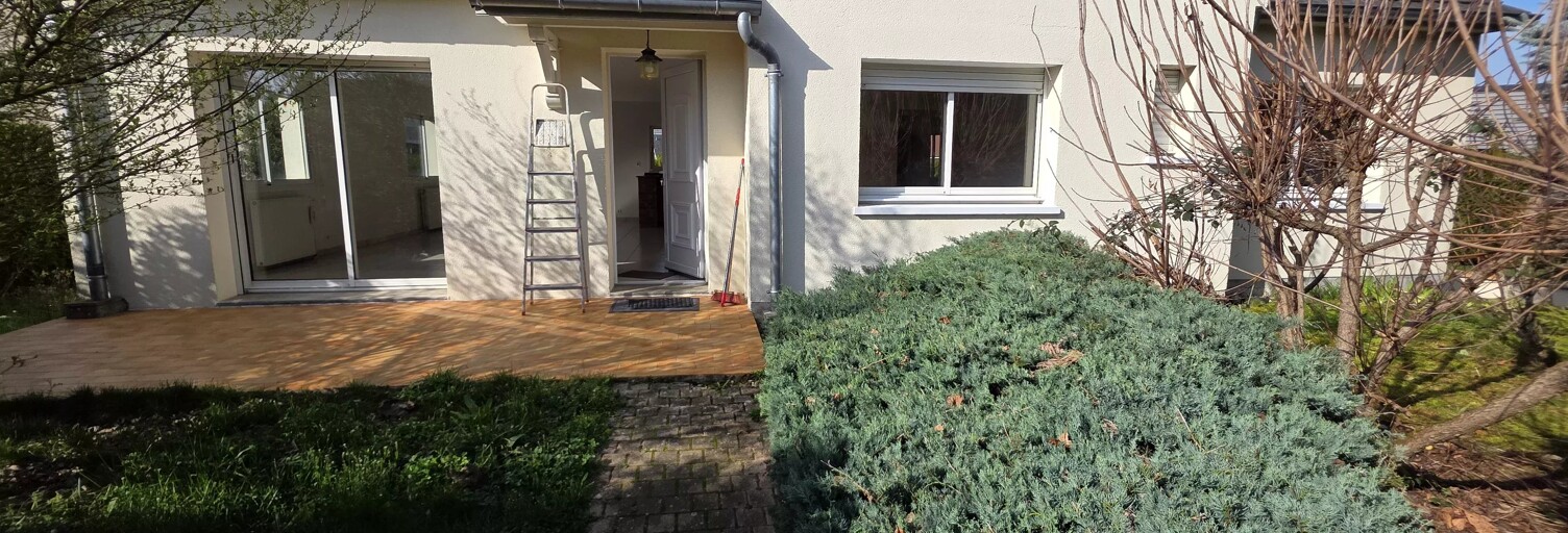 Maison 5 Pièces 91 m² à louer à Villemandeur (45700)