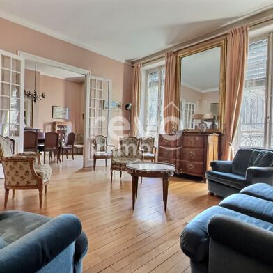 Appartement 6 pièces 749000 €