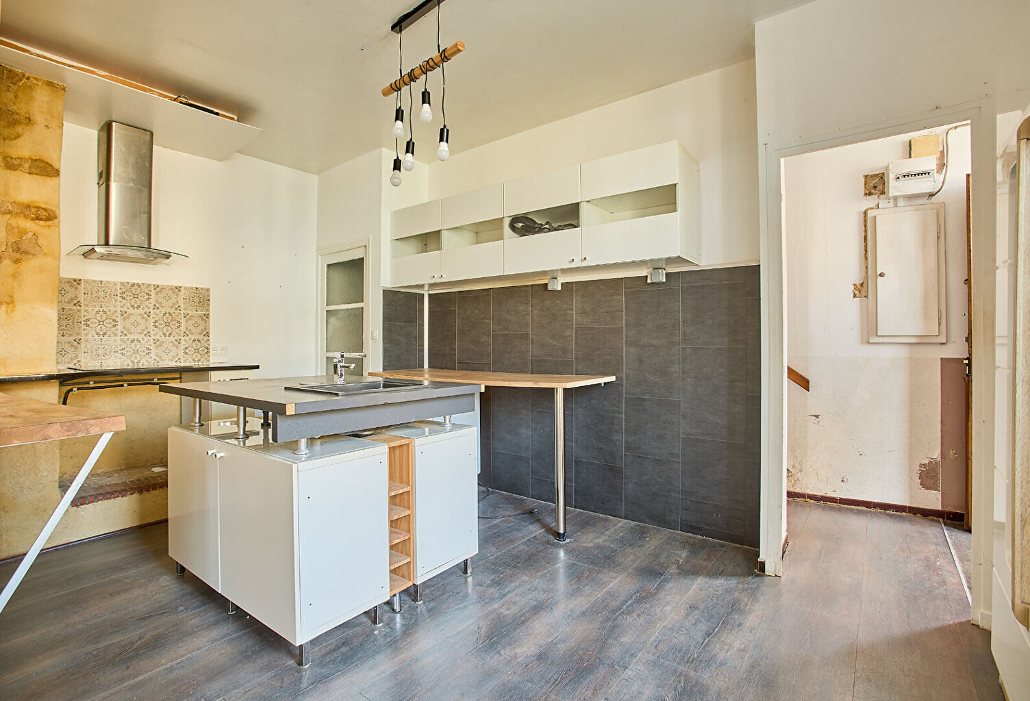 Maison de rue avec potentiel. Proche centre-ville de Vic-Fezensac (Gers) — photo 1