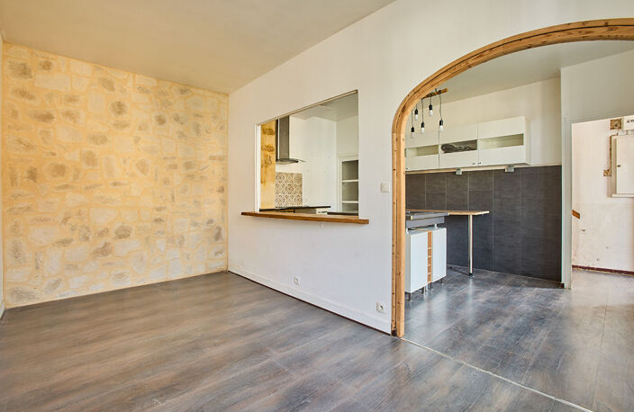 Maison de rue avec potentiel. Proche centre-ville de Vic-Fezensac (Gers) — photo 2