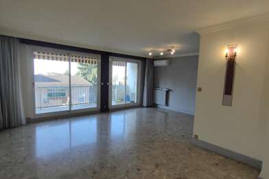Appartement 4 pièces 1200 €