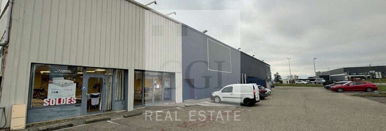 Commerce  200 m² à louer à Saint-Priest (69800)