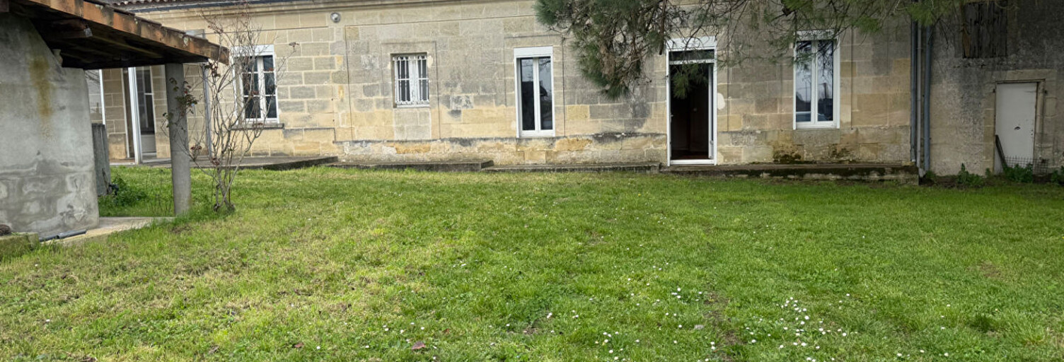 Immeuble  252 m² à vendre à Tauriac (33710)