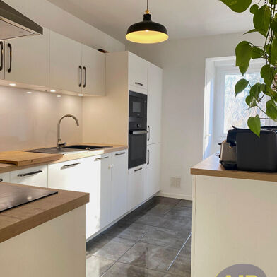 Appartement 3 pièces 239900 €