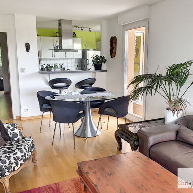 Appartement 3 pièces 1090 €